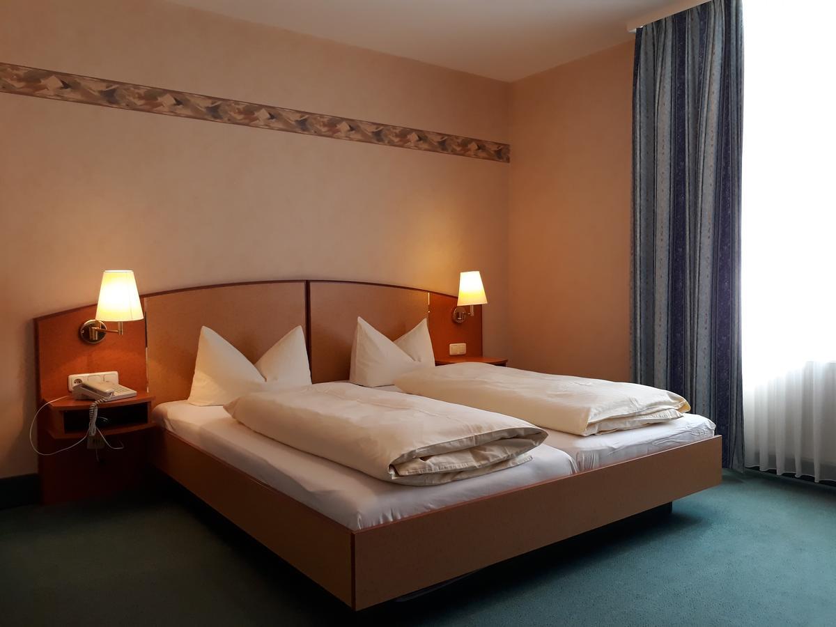 Hotel Quellenpark Bad Elster Dış mekan fotoğraf
