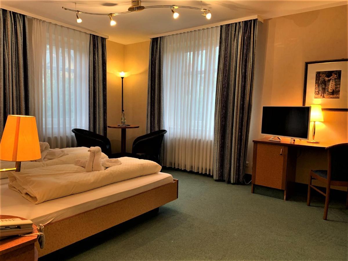 Hotel Quellenpark Bad Elster Dış mekan fotoğraf
